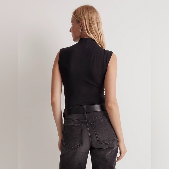 Madewell Funnelneck Cropped Muscle Tee in True Black - Picture 4 of 11